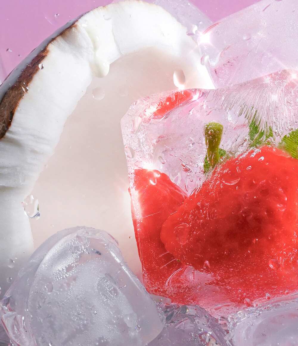 Strawberry Acai Super Balm Blister - eos